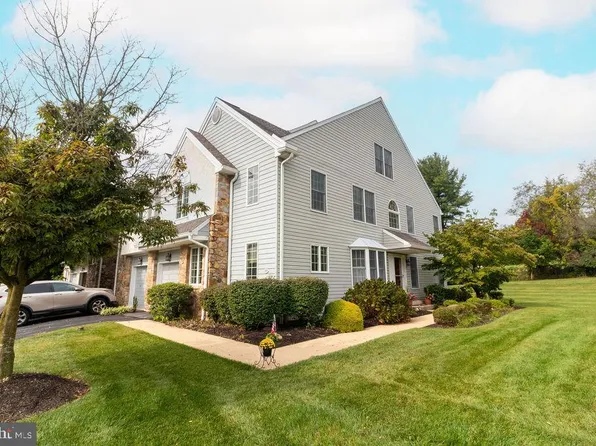 555 Pewter Dr, Exton, PA 19341