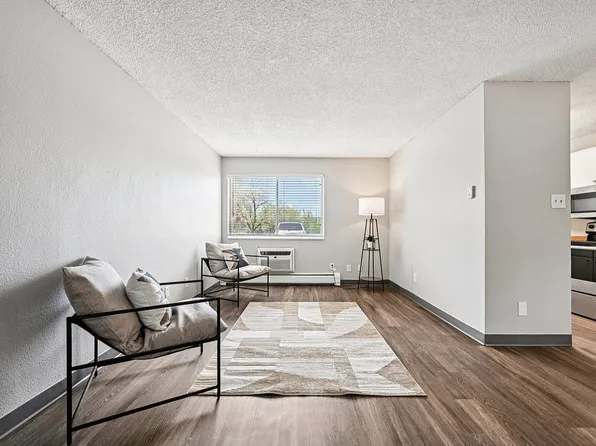 Saint Clair Apartments