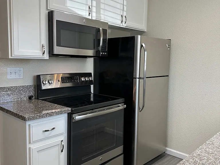 3435 Pacific Ave #5 — Photo 5