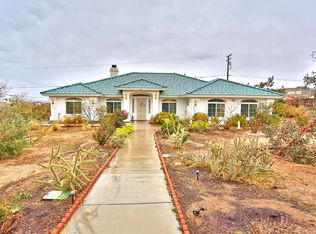 16352 Chippewa Rd, Apple Valley, CA 92307