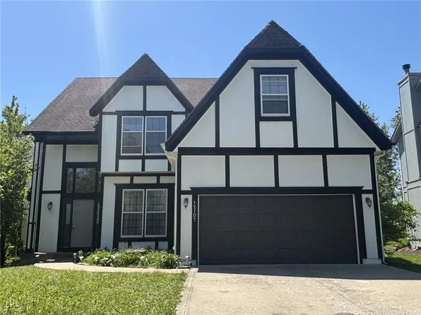 12707 W 122nd St, Overland Park, KS 66213