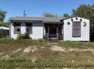 1469 Daytona Dr, Corpus Christi, TX 78415