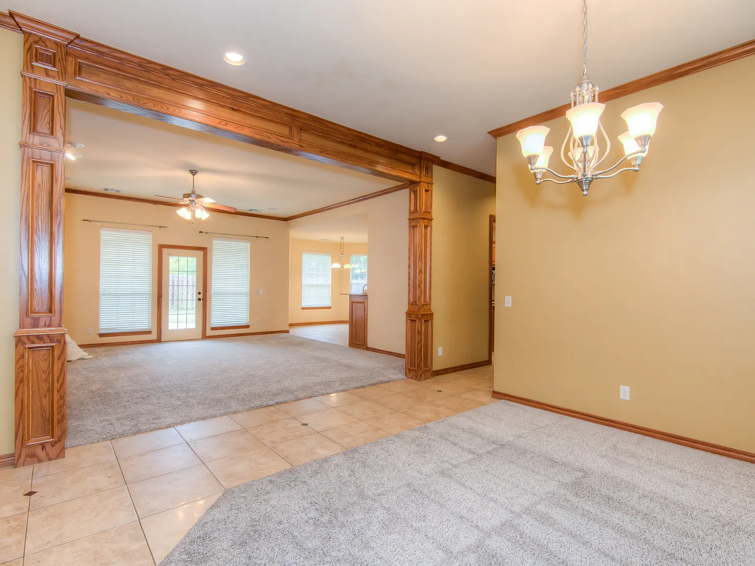 4 bed, 2590 sqft, $2,695 — Photo 3