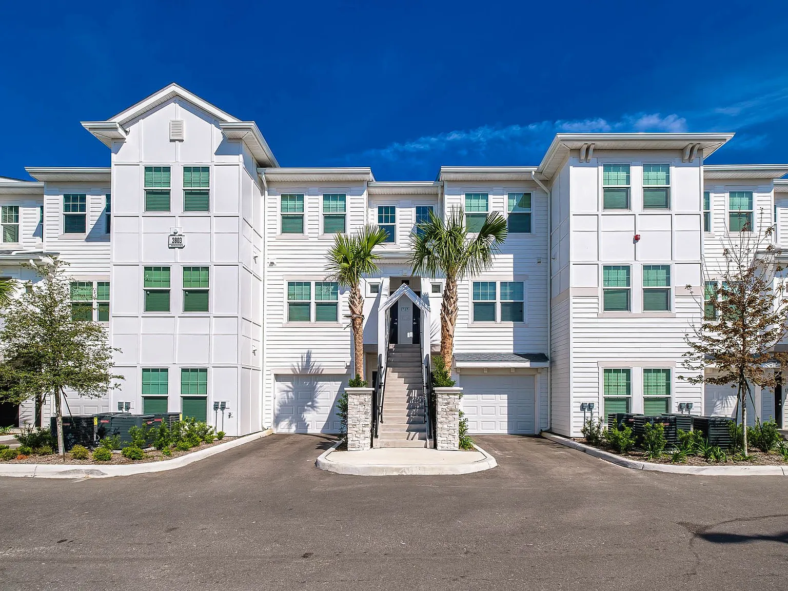 Altis Grand Suncoast Apartments — Photo 3