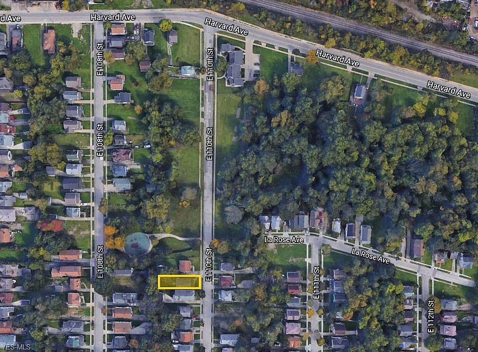 2nd image of 4122 E 110th St