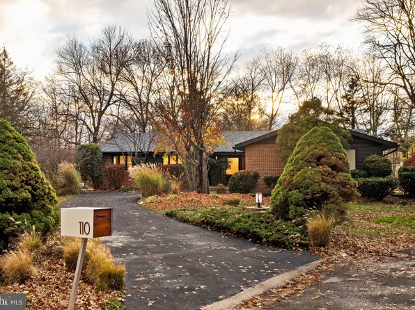 110 E Sutton Pl, Wilmington, DE 19810