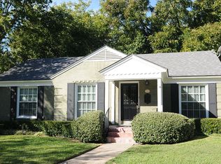 8411 Chadbourne Rd, Dallas, TX 75209