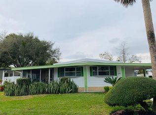 2134 Oak Ln, Zellwood, FL 32798