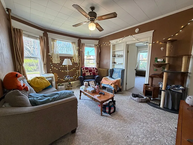 1128 Hammond Ave #1 — Photo 8