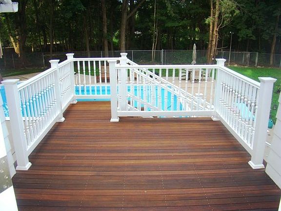 Mahogany Deck 