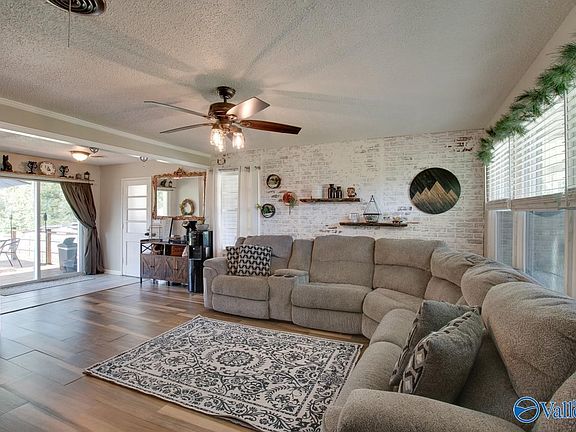 5th image of 863 Rolan Gooch Rd