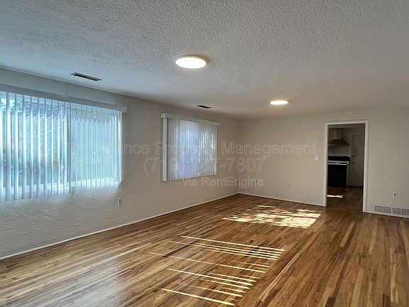 3rd image of 322 Farragut Ave #A