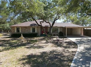 975 River Cliff Dr, Canyon Lake, TX 78133