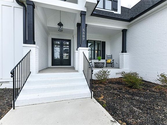 4th image of 5507 Briardenn Ct