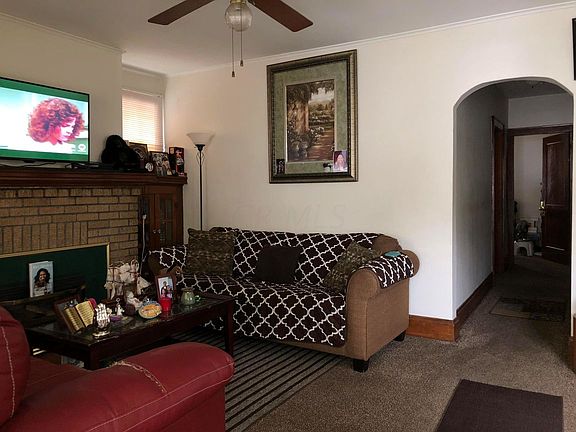 2nd image of 2114 Dartmouth Ave