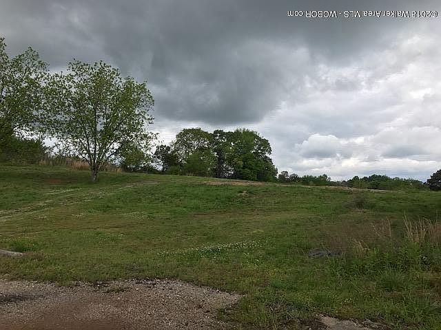 2nd image of 6254 Hill Rd