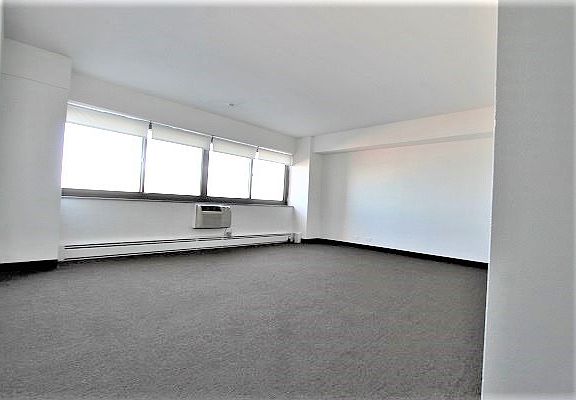 4th image of 7337 S South Shore Dr APT 319
