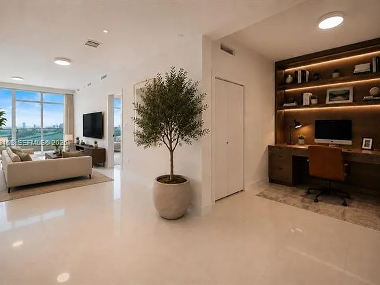 900 Biscayne Blvd #4006 — Photo 11