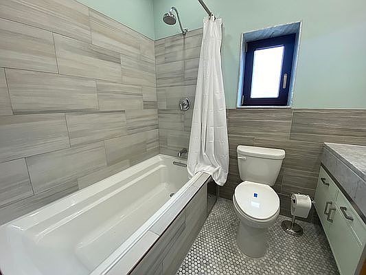 5th image of 74-52 Cypress Hills St #2