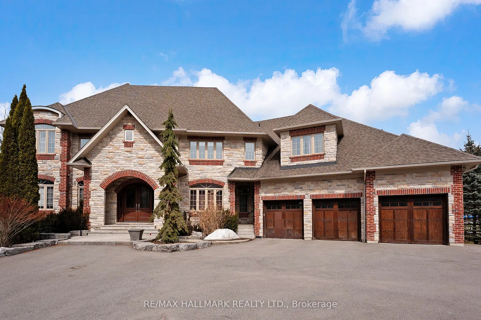 206 Churchill Ave photo 1