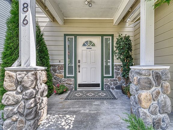 3rd image of 1686 Cottman Avenue