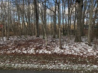 5217 Pawnee Rd, Crossville, TN 38572