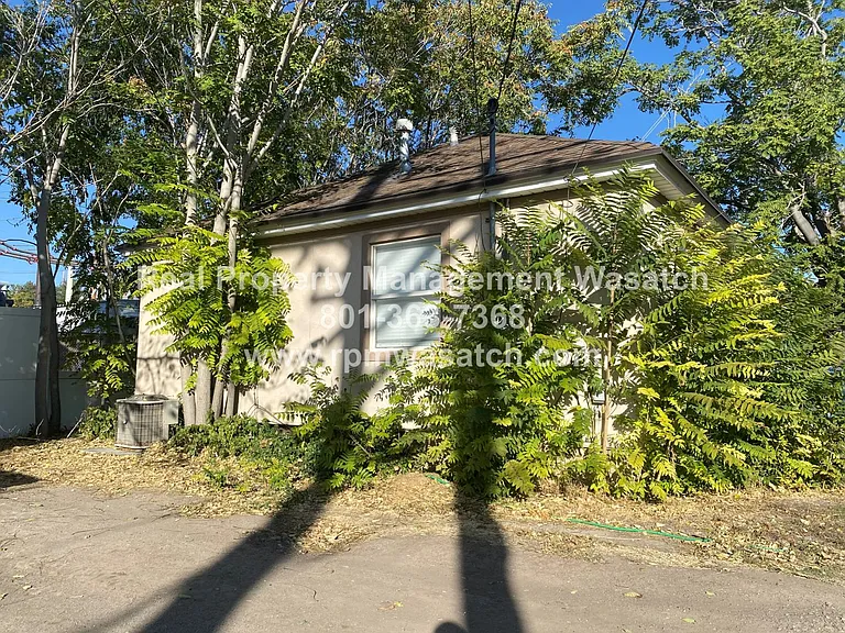 866 S McClelland St — Photo 3