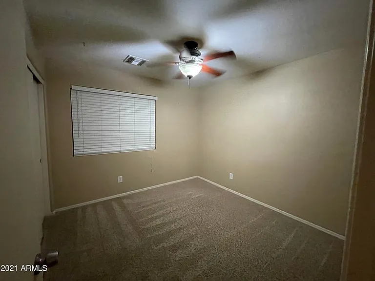 806 S 111th Dr — Photo 15