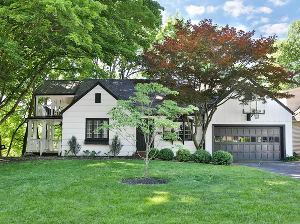 71 E Southington Ave, Worthington, OH 43085