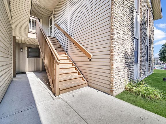 2nd image of 1355 Laguna Ct Unit A