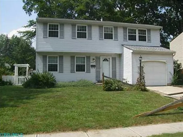 5659 Montevideo Dr, Westerville, OH 43081