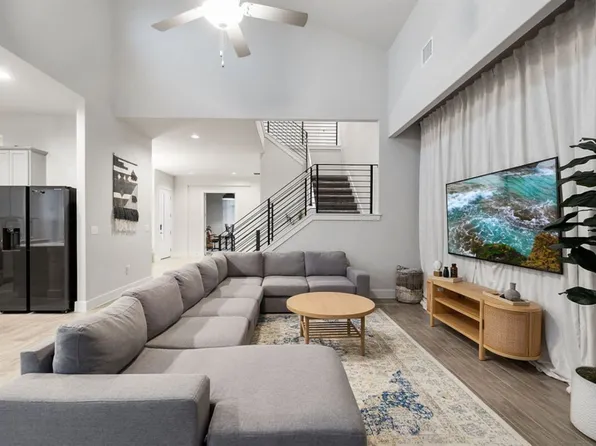 11102 1/2 Charger Way #Id1363554p, Austin, TX 78724