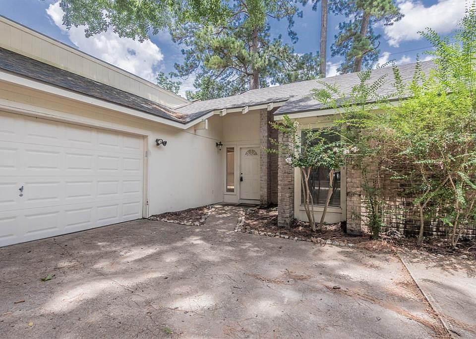 1st image of 11814 Hillbrook Dr