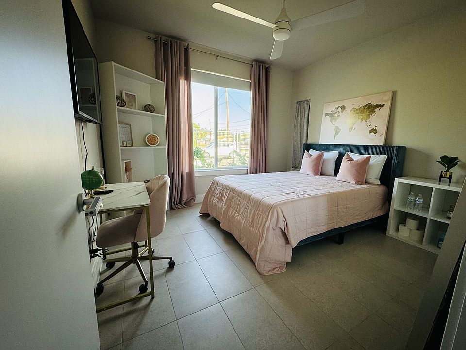 Large room on 1st level