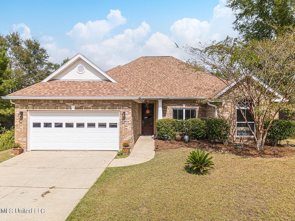 1st image of 15404 Summerfield Dr