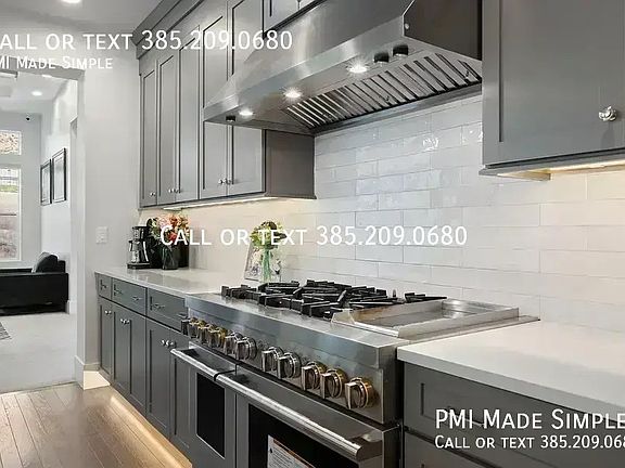3rd image of 1876 W Oak Wood Cir