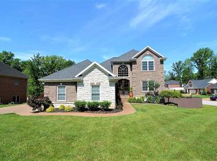 8208 Kings Cross Dr, Evansville, IN 47711