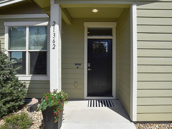 4th image of 21362 Bear Creek Rd