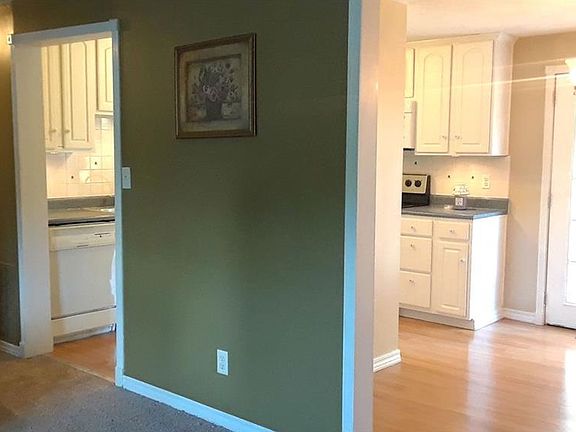 2nd image of 3552 Charlotte Mill Dr