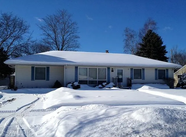 624 Lilac Ave photo 1