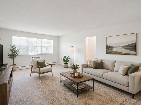 2nd image of 29 Lakeview Ter Unit 32A
