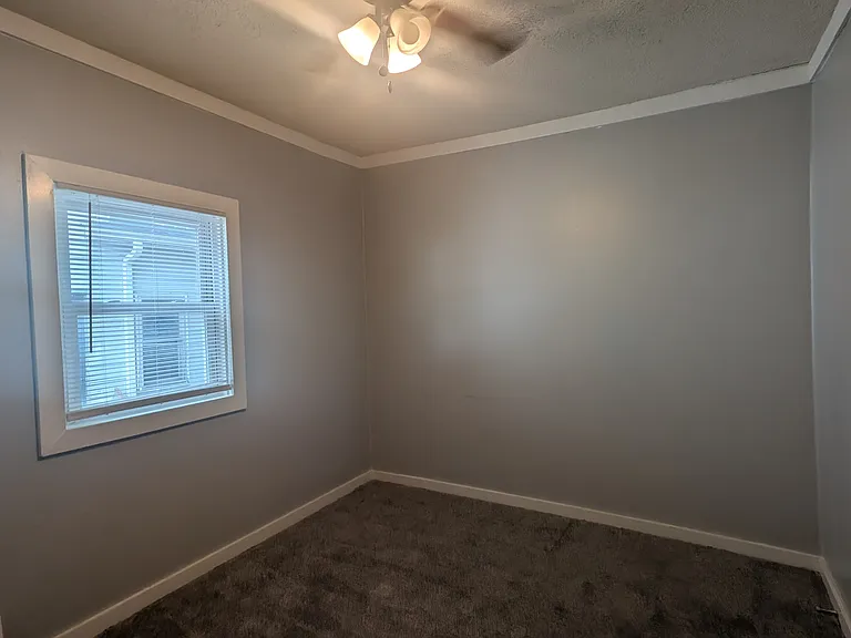 1008 Mechanic St — Photo 4