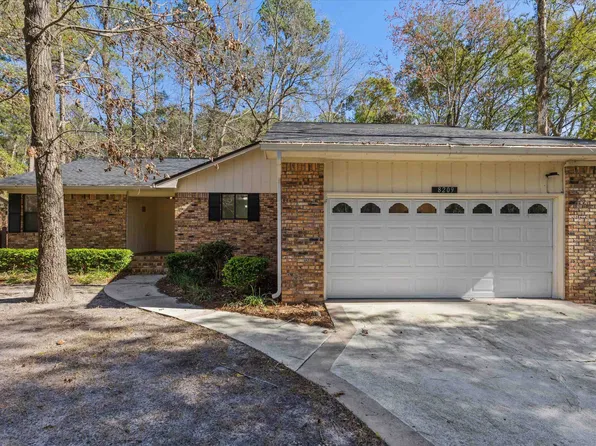 8209 Bridge Water Trl, Tallahassee, FL 32312