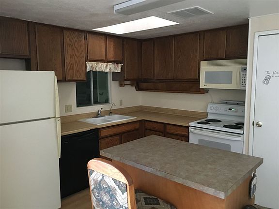 3rd image of 13227 E 43rd Ln