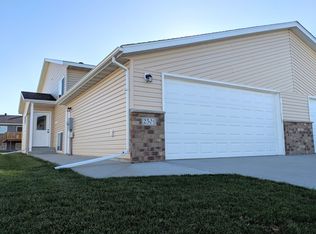 2501 6th Ct W, West Fargo, ND 58078