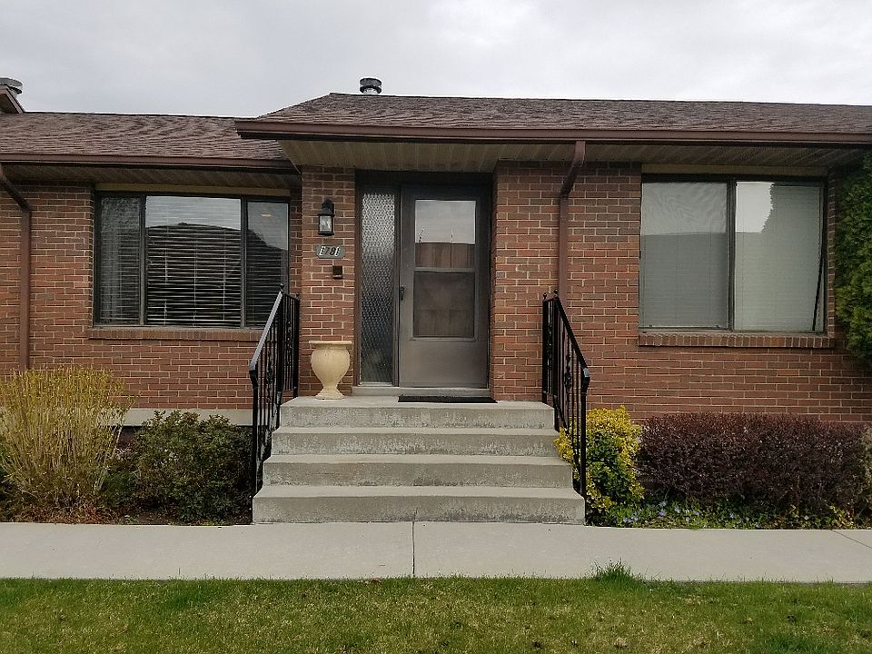 Front View of Condo