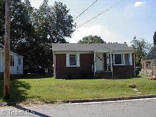 1st image of 768 Woodcote St