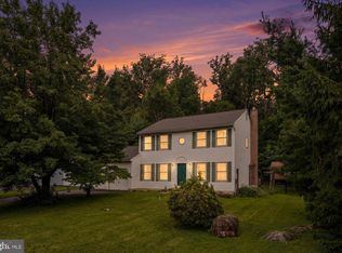 28 Ridge Run Rd, Sellersville, PA 18960