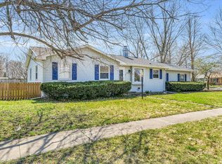 2319 Sumac Dr, Champaign, IL 61821