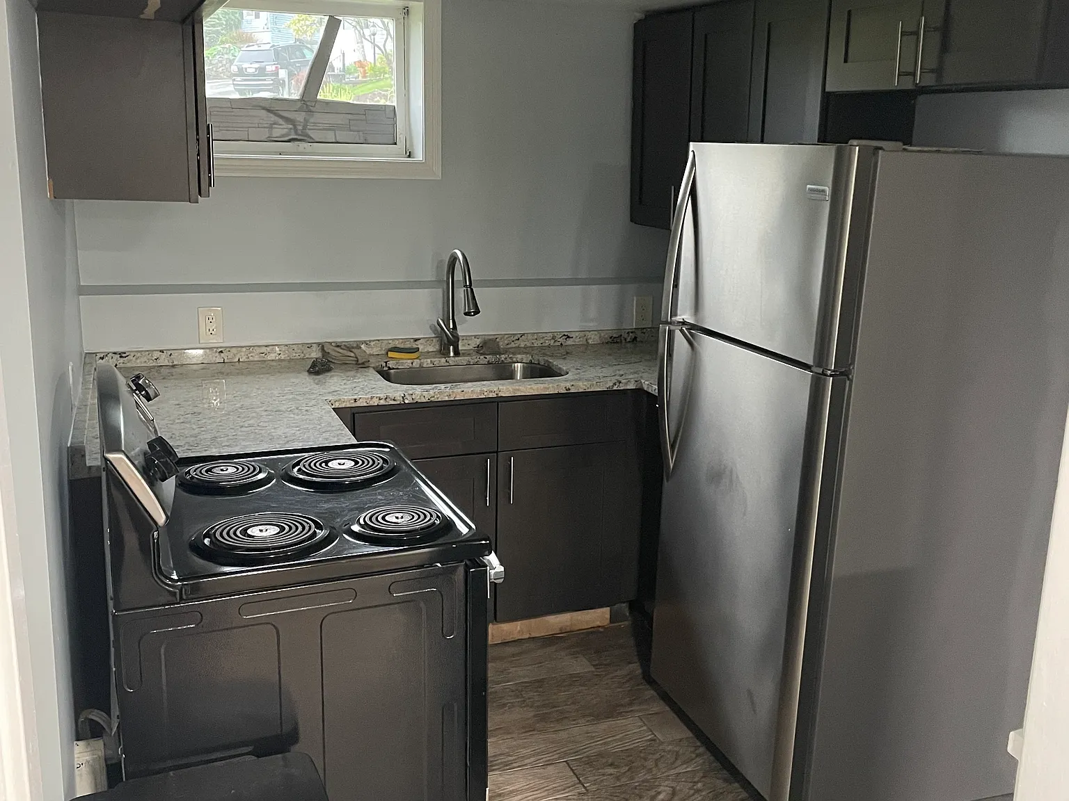 1 bed, 800 sqft, $1,800 — Photo 3